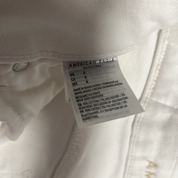 American Eagle Shorts - Picture 5 of 5